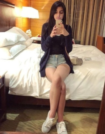 mumbai-vile-parle-hotel-grand-hyatt-mumbai-juhu-andheri-call-girls-service-big-1